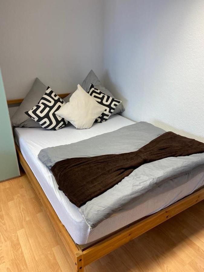 Ferienwohnung Monteurzimmer Karlsruhe Exterior foto